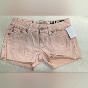 Miss Me JE5787H2 shorts Size 26 Inseam 3 peach color with sparkle embellishments